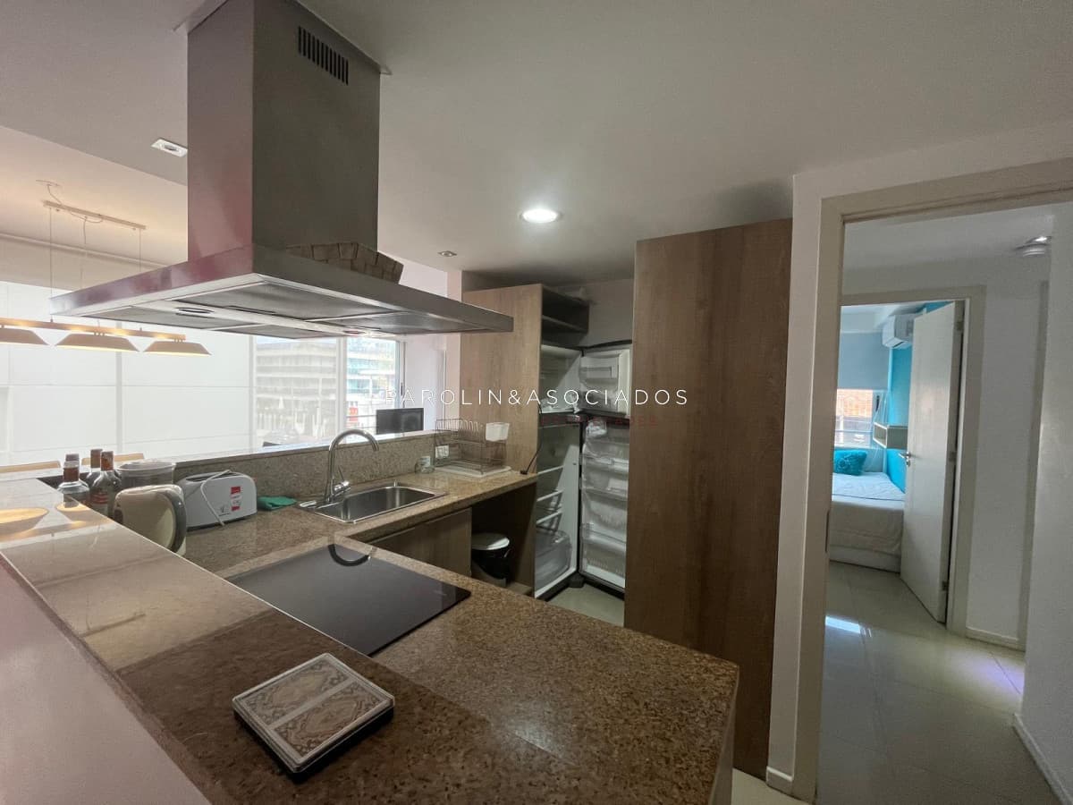 Apartamento en venta de 2 dormitorios en Gala Puerto, Punta del Este.