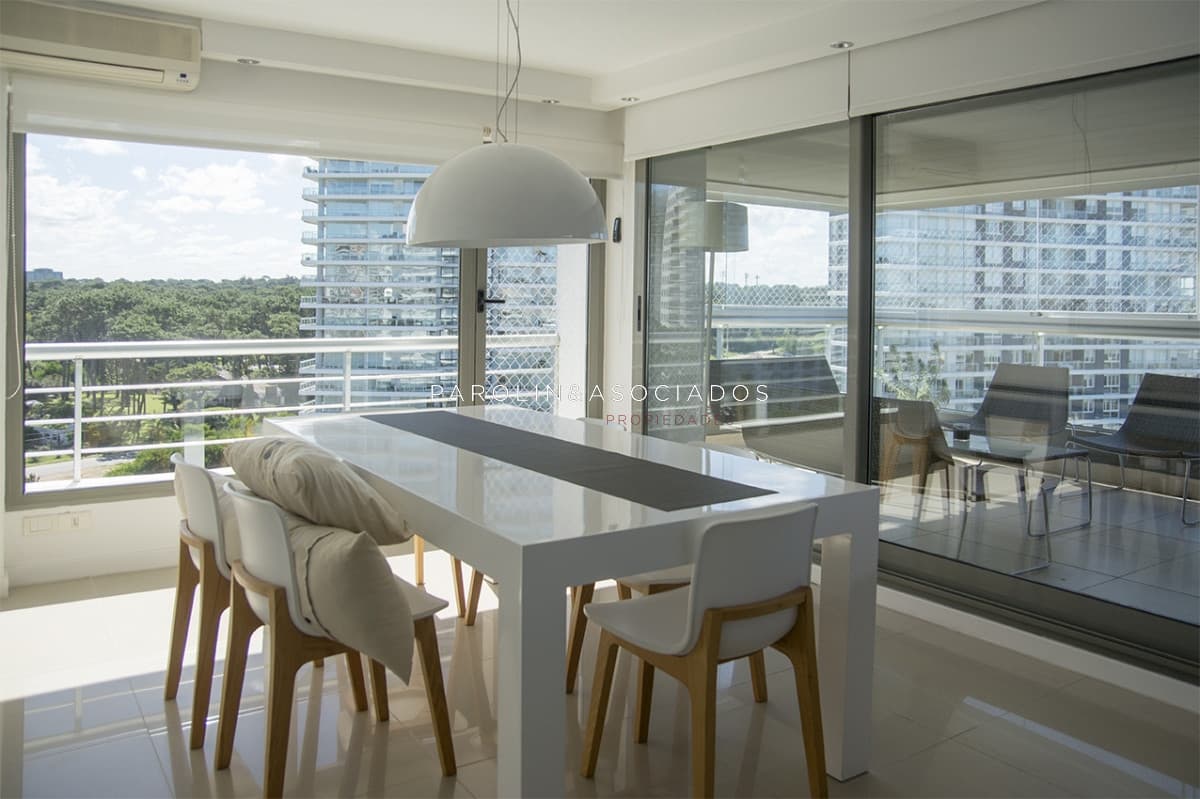 Venta de apartamento en Brava - Punta del Este de 3 Dormitorios