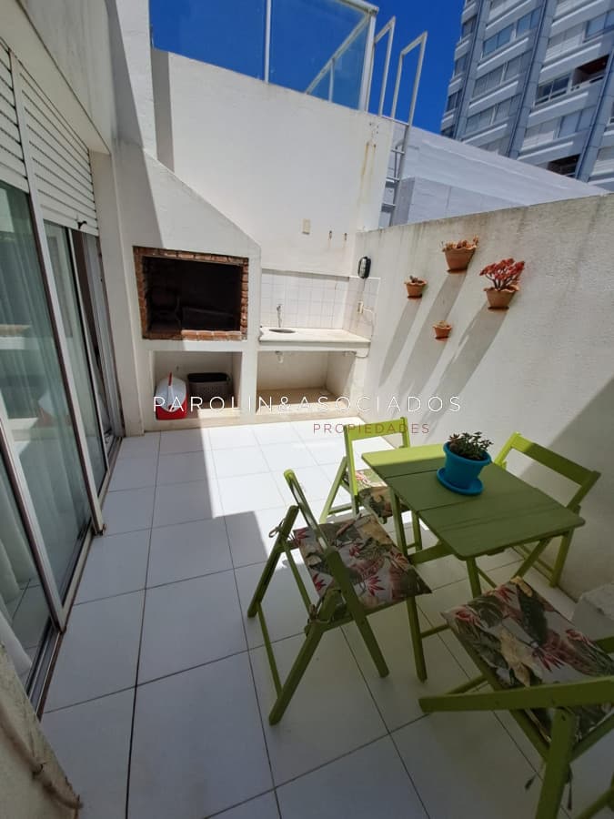 Apartamento en venta de 1 dormitorio en Península, Punta del Este.