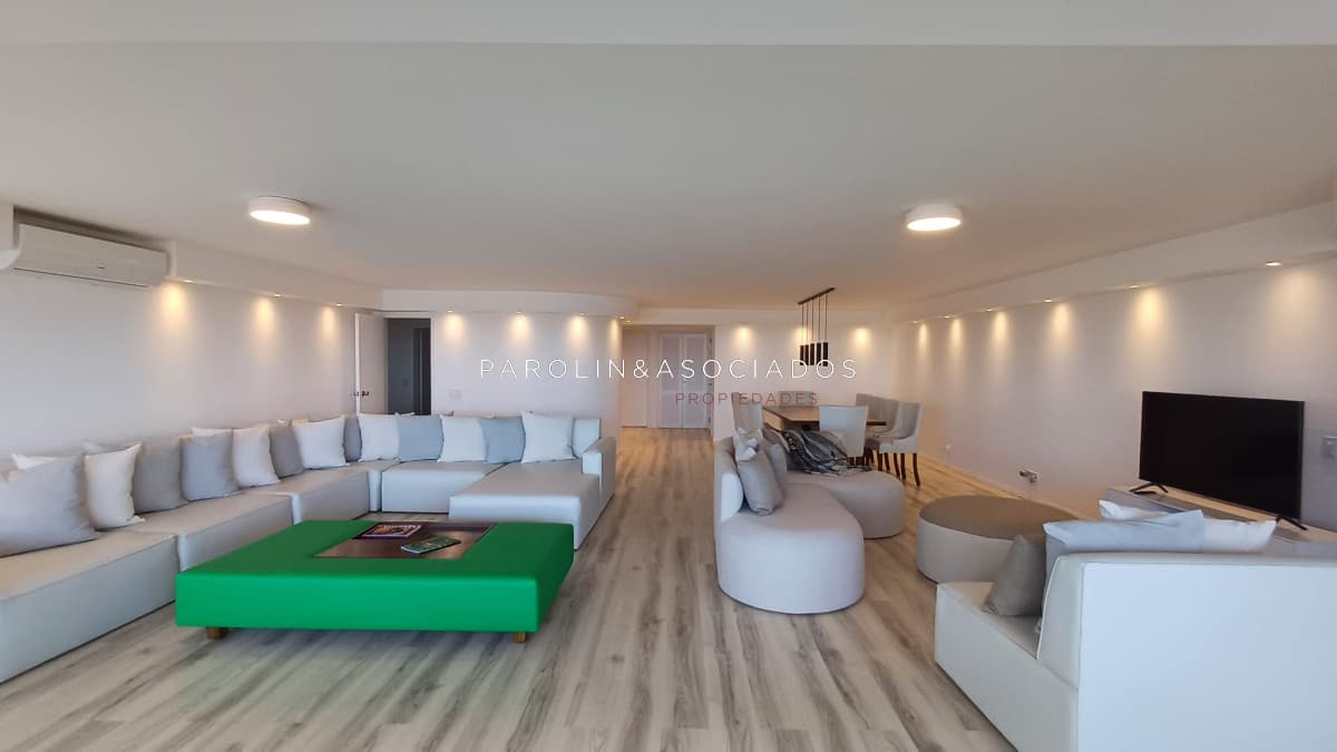 Apartamento en primera linea de Brava, Punta del Este.