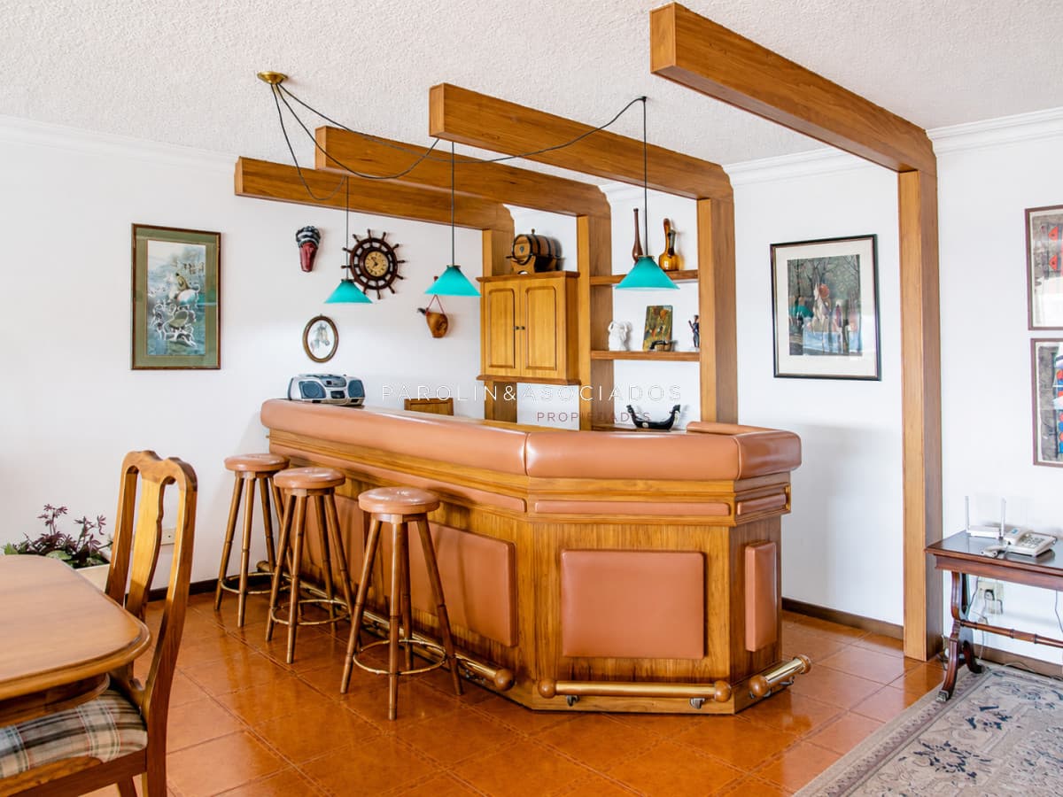 Venta Apartamento 3 dormitorios en Playa Brava, Punta del Este frente al mar