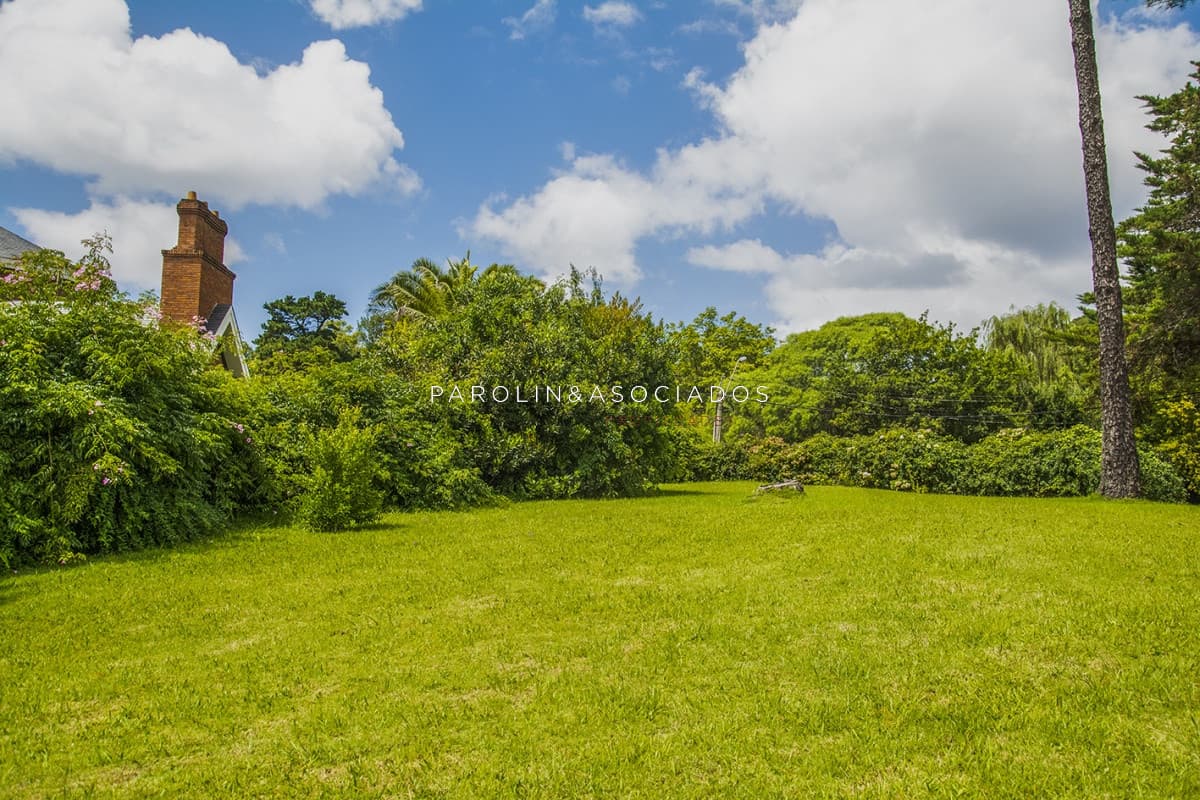 Espectacular casa en venta en Club del Golf, Punta del Este.
