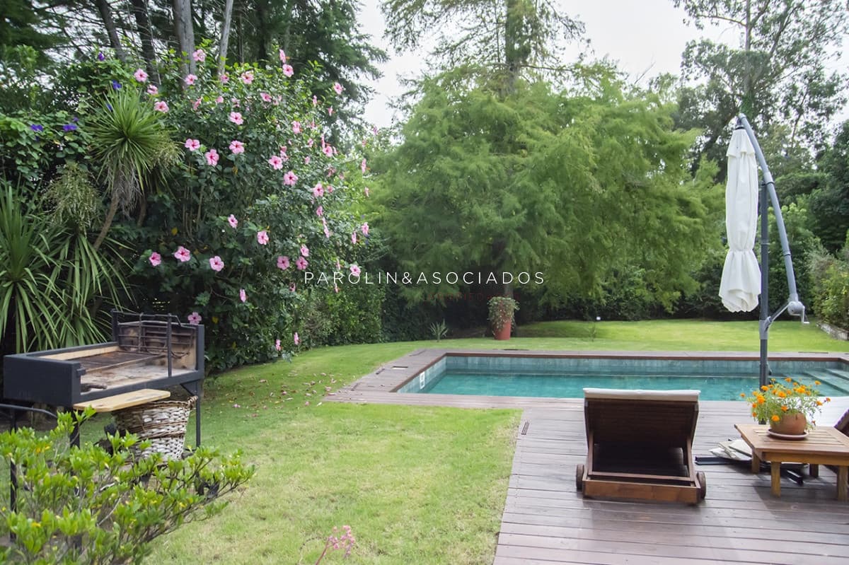Casa en venta de 3 dormitorios en Golf - Punta del Este.