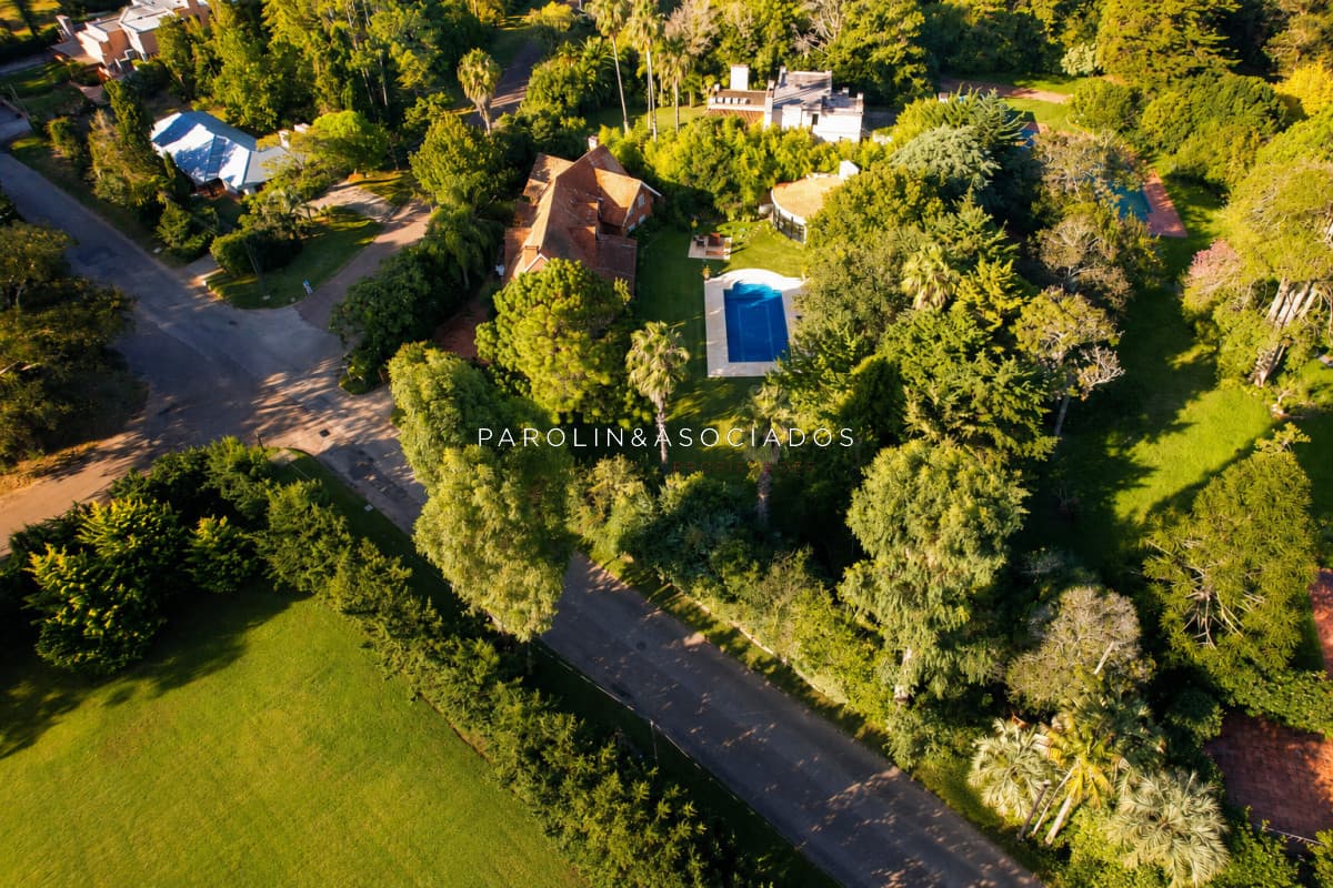Casa en venta de 7 dormitorios en Punta del Este.