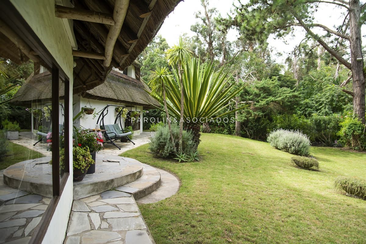 Casa en venta de 3 dormitorios en Golf - Punta del Este.