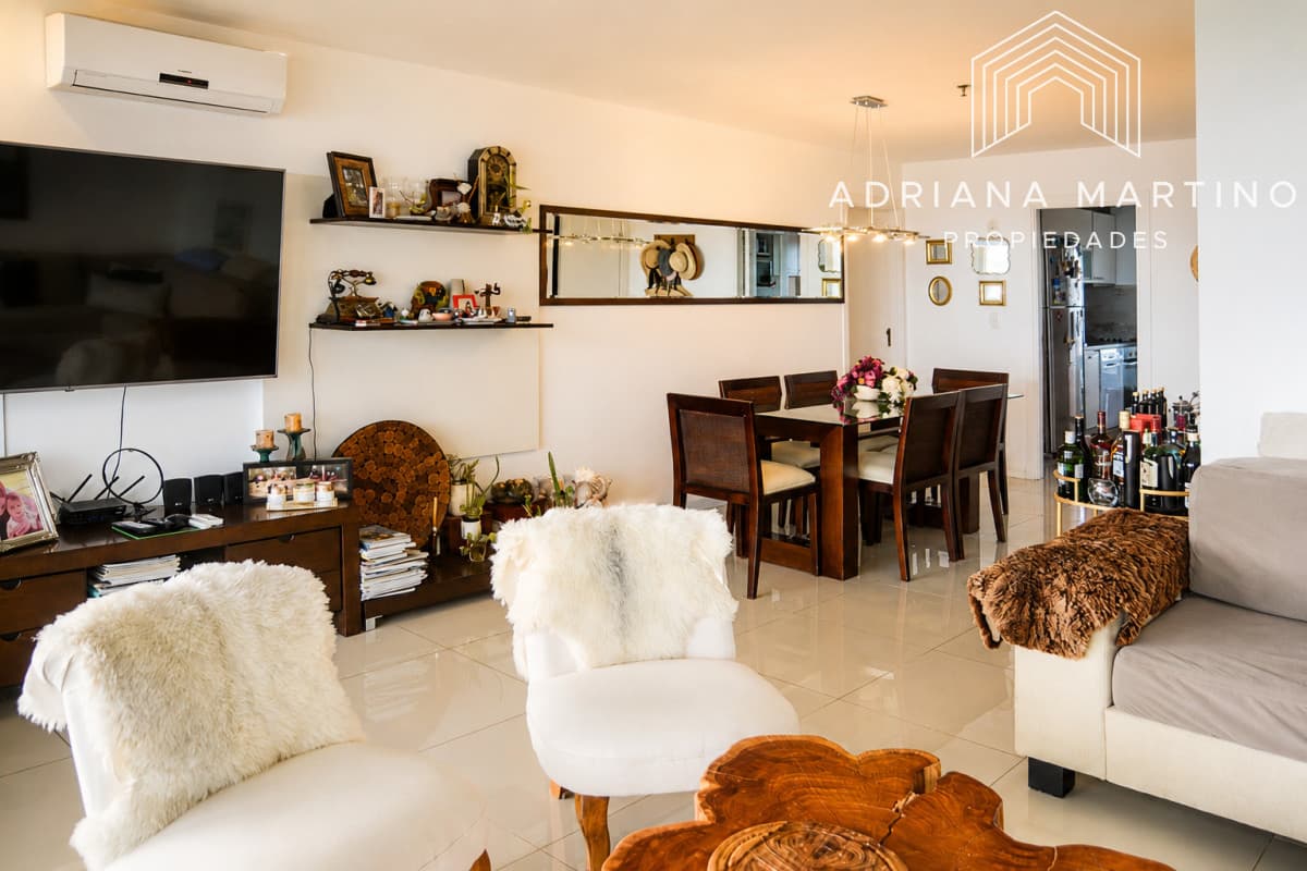 Departamento de 3 dormitorios en venta a pasos del mar. Gala Tower
