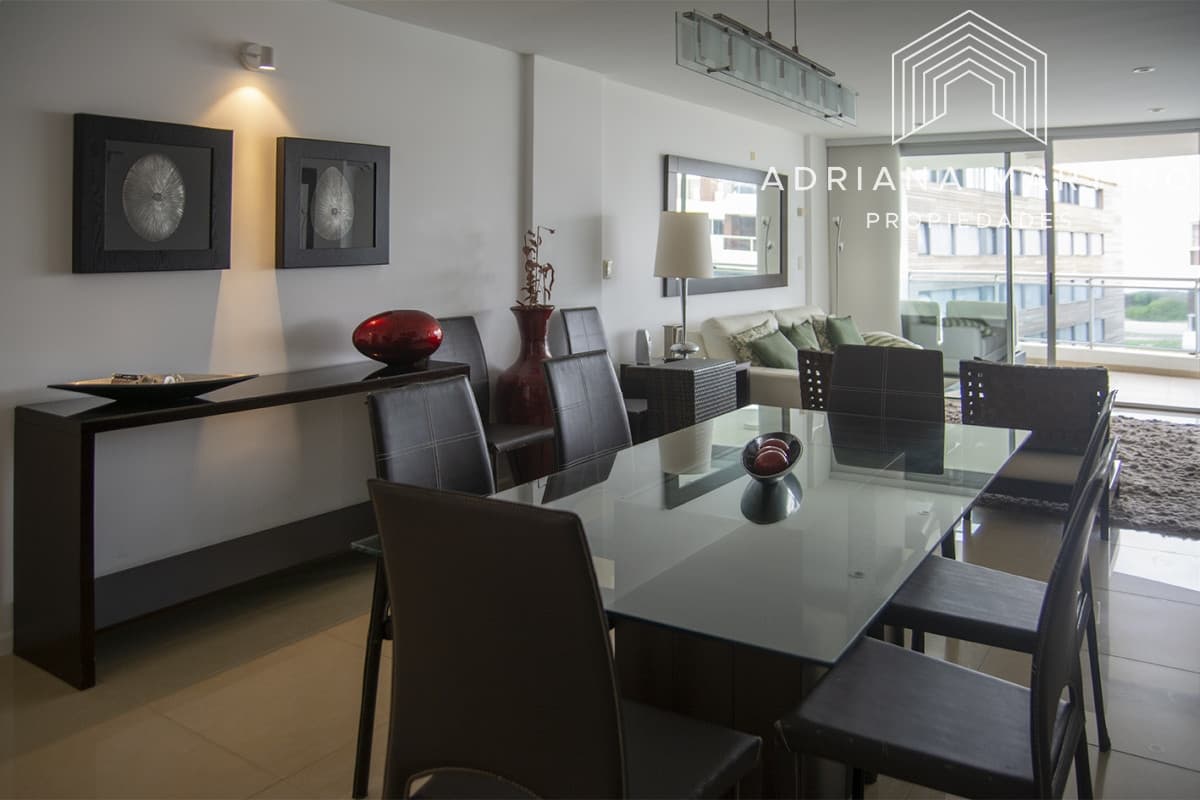 Hermoso Departamento en venta. Sol y Luna, 3 dormitorios + dependencia.