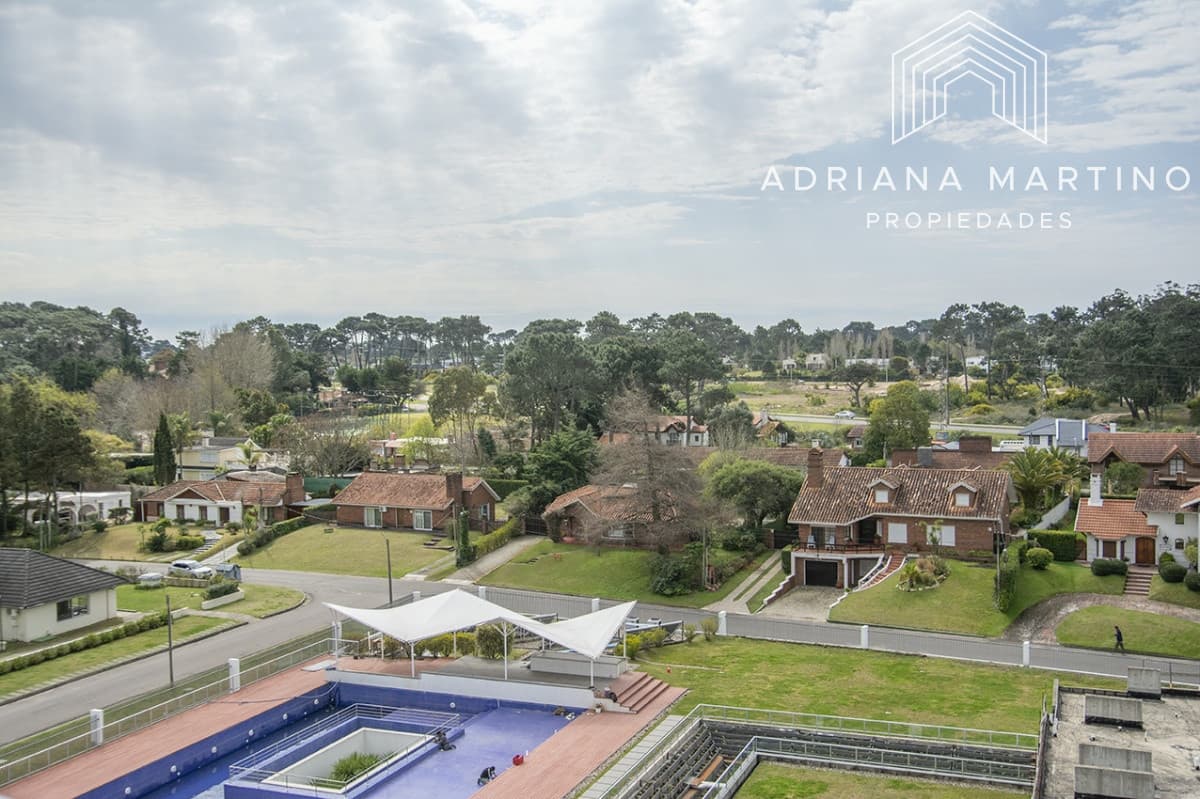 Departamento de 2 dormitorios en venta, Punta del Este