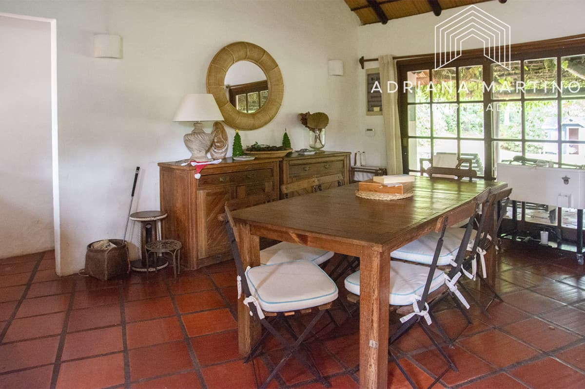 En venta casa de 1 dormitorio con dependencia en Cantegril