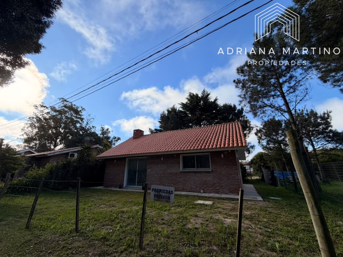 Exclusiva casa en Barrio Parque Pinares de 2 dormitorios a estrenar