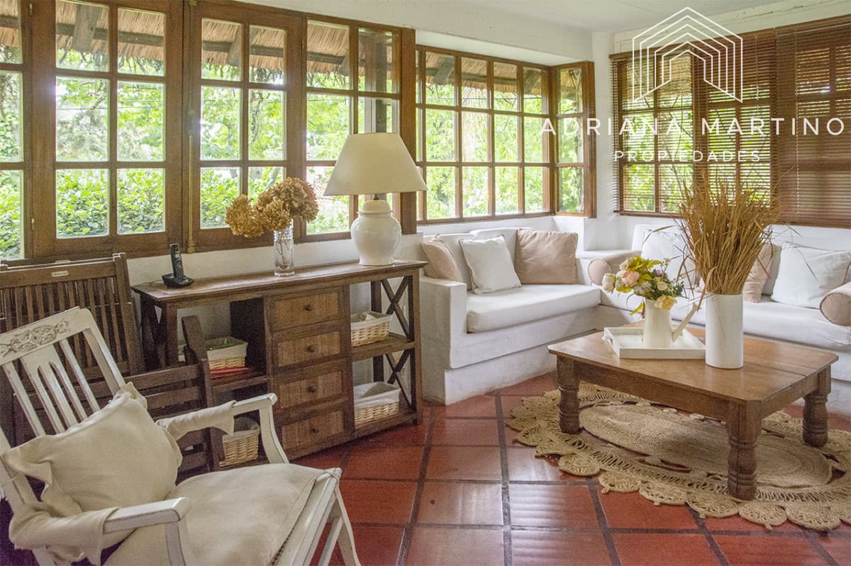 En venta casa de 1 dormitorio con dependencia en Cantegril