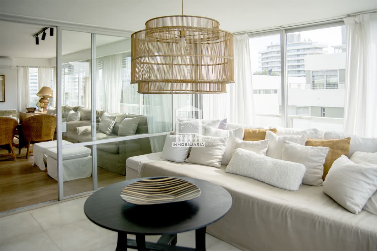 Vende apartamento de 3 dormitorios en Tiburón , Punta del Este