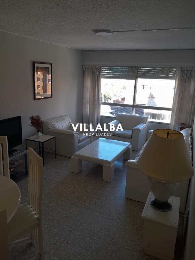 Departamento  en venta de 3 dormitorios  Peninsula, Punta del Este