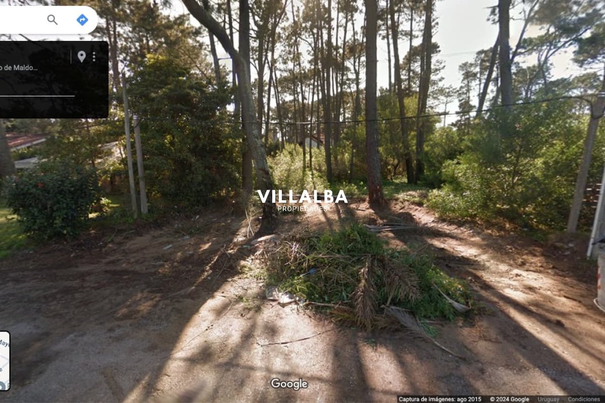Vende terreno en Pinares, zona de residencia