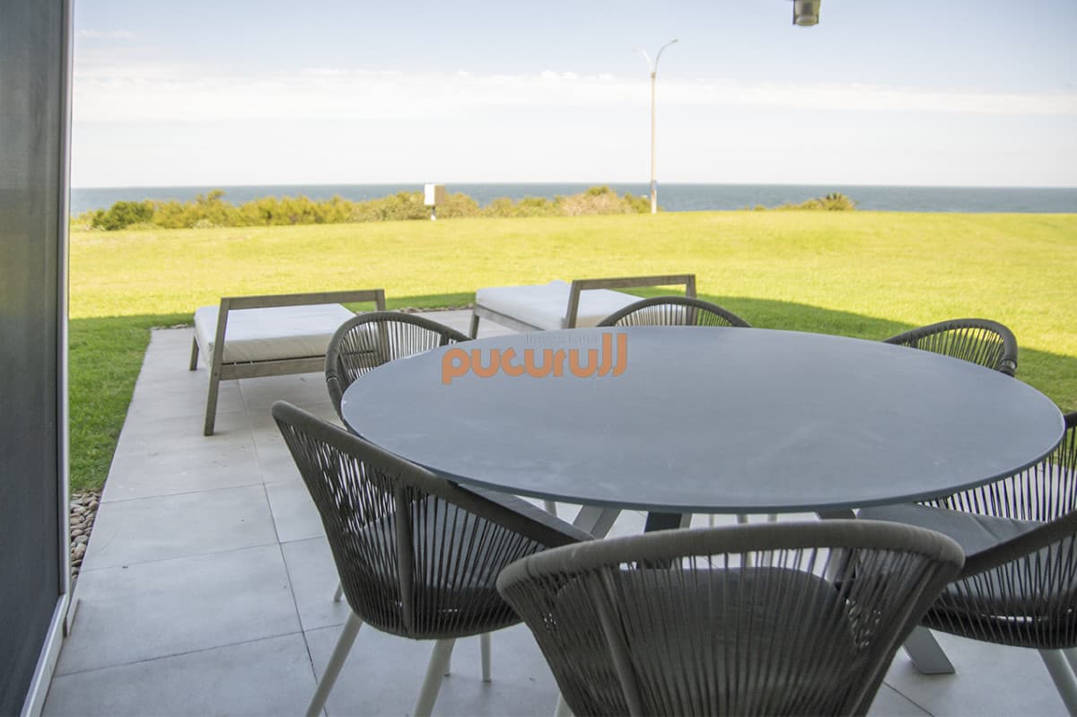 En venta apartamento de 3 dormitorios en excelente ubicacion, Pinares Punta del Este