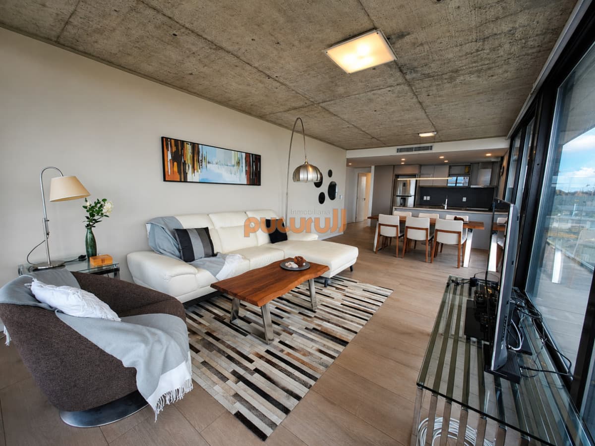Espectacular departamento de 3 dormitorios frente al mar. Walmer Lagoon