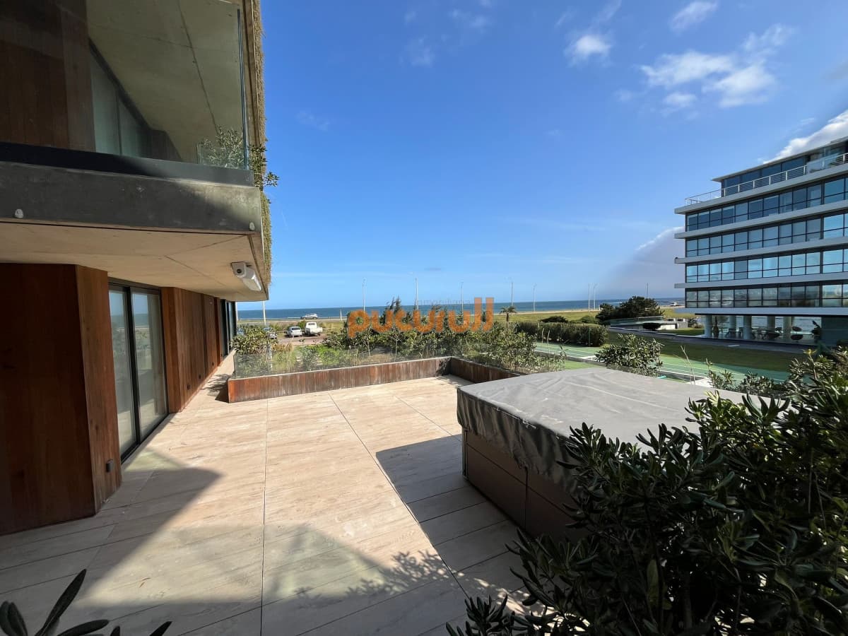 Walmer Lagoon.  Unidad en venta,  a estrenar frente al mar, 2 dormitorios, amplia terraza.
