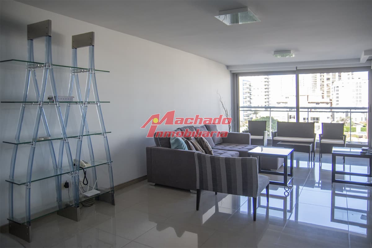Apartamento en Punta del Este, Brava