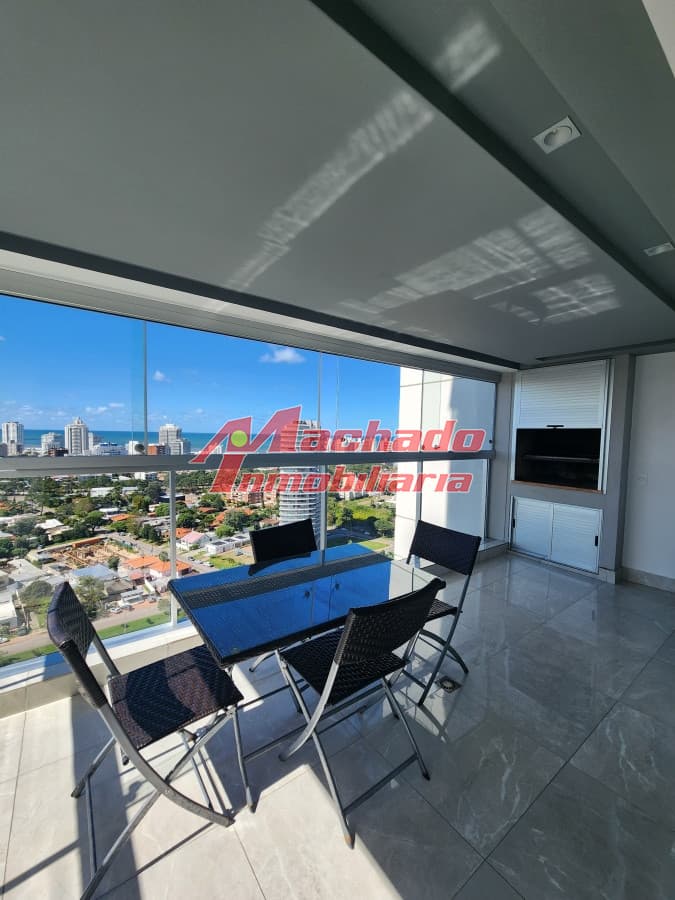 Apartamento en venta de 2 dormitorios en Punta del Este