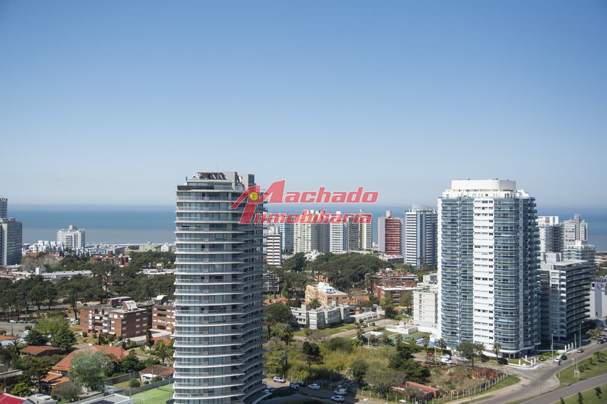 Apartamento en venta de 2 dormitorios en Punta del Este