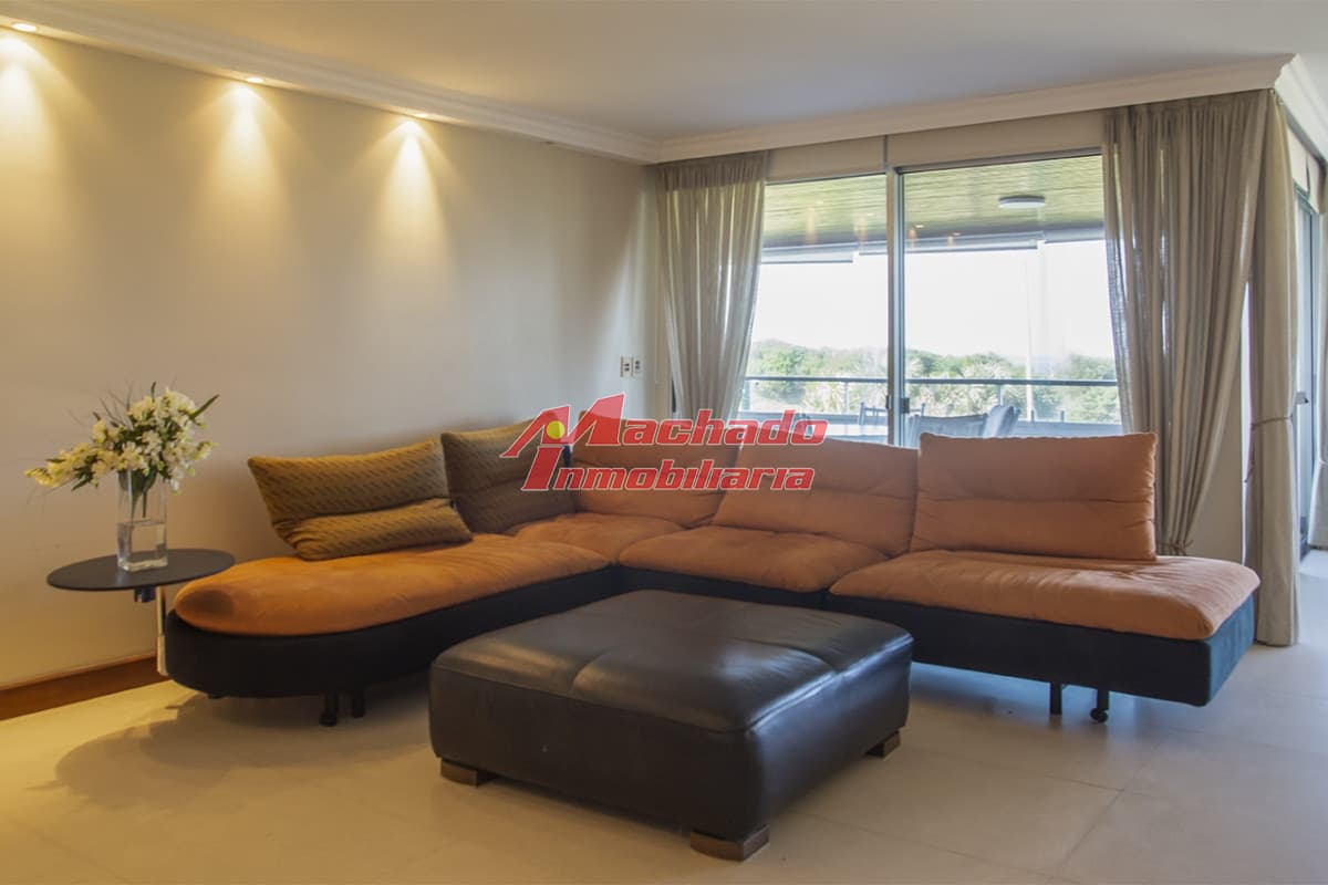 Departamentos en venta en primera linea.