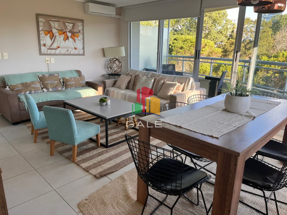 Gale Propiedades & Escribanía Apartamento ID.2626 - Departamento de 2 dormitorios en Ocean Drive II, Punta del Este