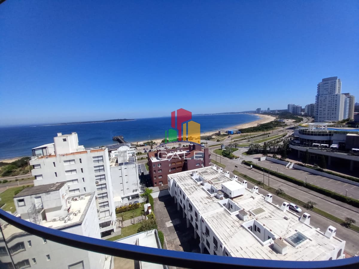 Gale Propiedades & Escribanía Apartamento ID.4077 - Departamento de 4 dormitorios A ESTRENAR en venta en Torre Alexander Collection