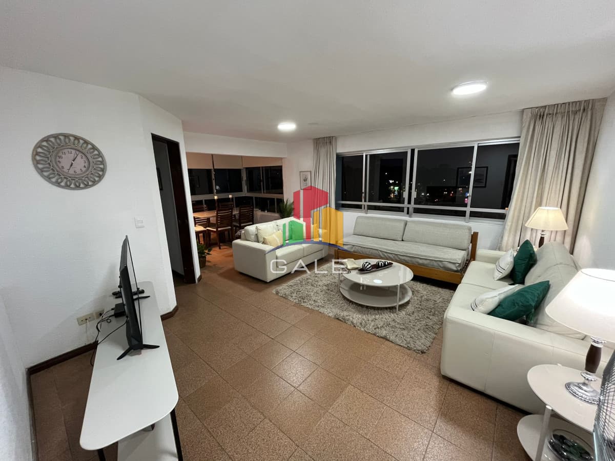 Gale Propiedades & Escribanía Apartamento ID.2086 - Vende apartamento de 2 dormitorios en Punta del Este