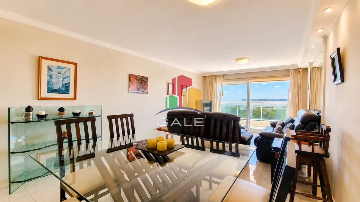 Gale Propiedades & Escribanía Apartamento ID.4469 - Departamento de 3 dormitorios en venta en Coral Tower en venta