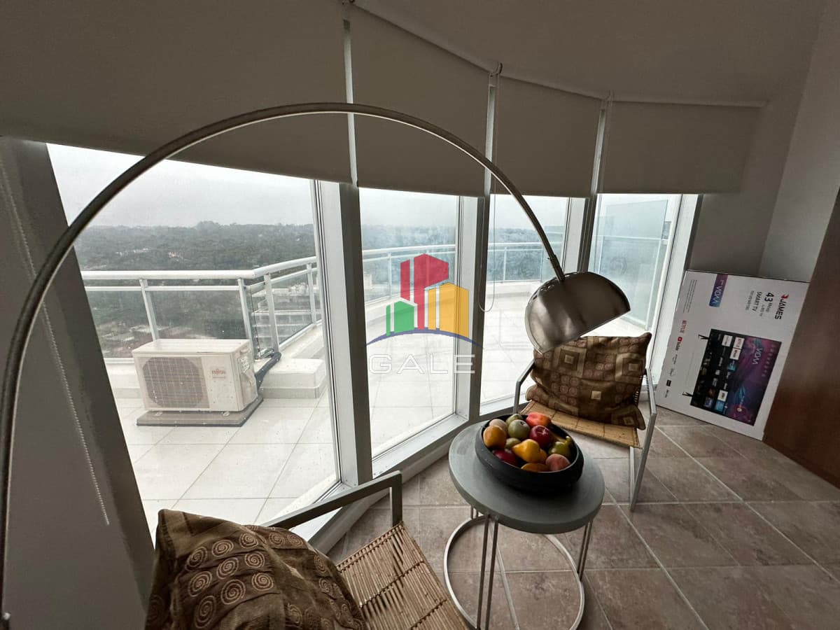 Gale Propiedades & Escribanía Apartamento ID.3481 - Penthouse de 3 dormitorios en venta a metros de Playa Brava