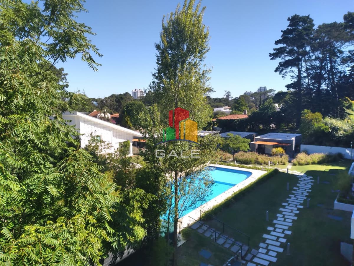 Gale Propiedades & Escribanía Apartamento ID.4814 - Apartamento en Venta de 2 dormitorios en Punta del este , Maldonado