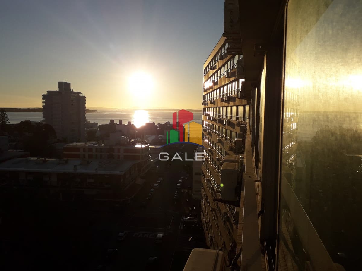 Gale Propiedades & Escribanía Apartamento ID.3358 - Alquila y vende apartamento de 1 dormitorio en peninsula Punta del Este.