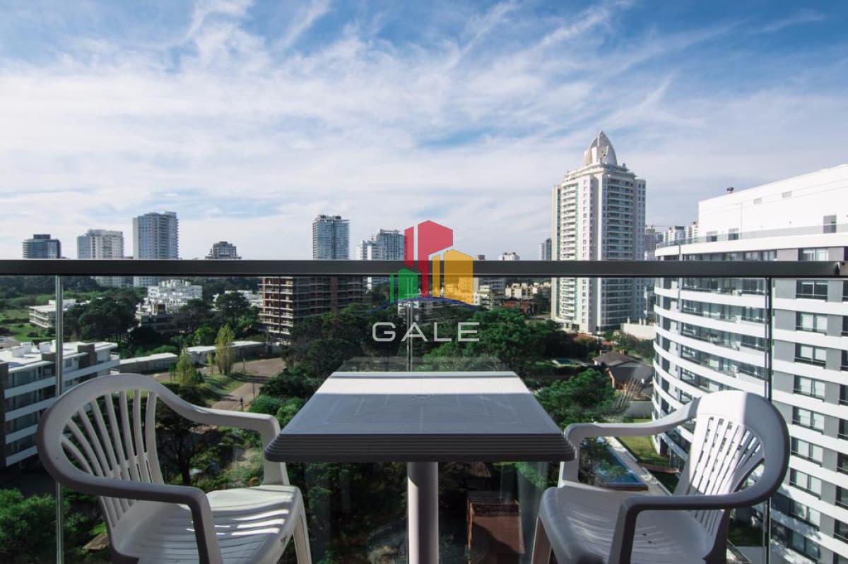 Gale Propiedades & Escribanía Apartamento ID.5001 - Apartamento de 2 dormitorios en edificio Chronos , Punta del este