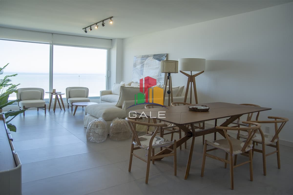 Gale Propiedades & Escribanía Apartamento ID.4305 - Le Parc III, departamento de 3 dormitorios en venta, Punta del Este