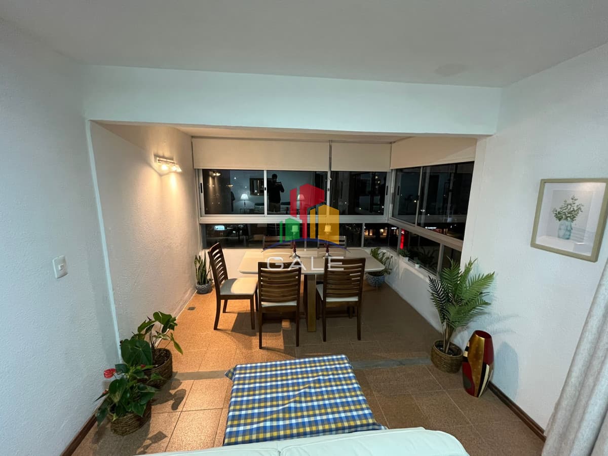 Gale Propiedades & Escribanía Apartamento ID.2086 - Vende apartamento de 2 dormitorios en Punta del Este