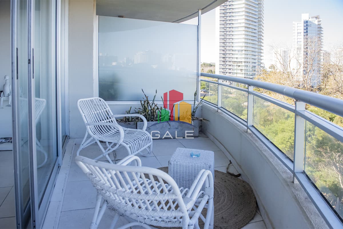 Gale Propiedades & Escribanía Apartamento ID.5000 - Apartamento en Roosevelt 2 dormitorios, 2 baños
