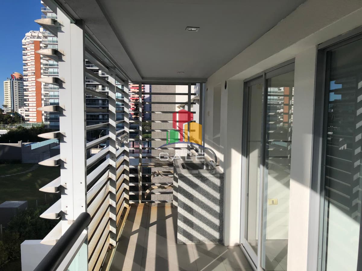 Gale Propiedades & Escribanía Apartamento ID.5101 - Departamento de 2 dormitorios proximo al mar en venta.