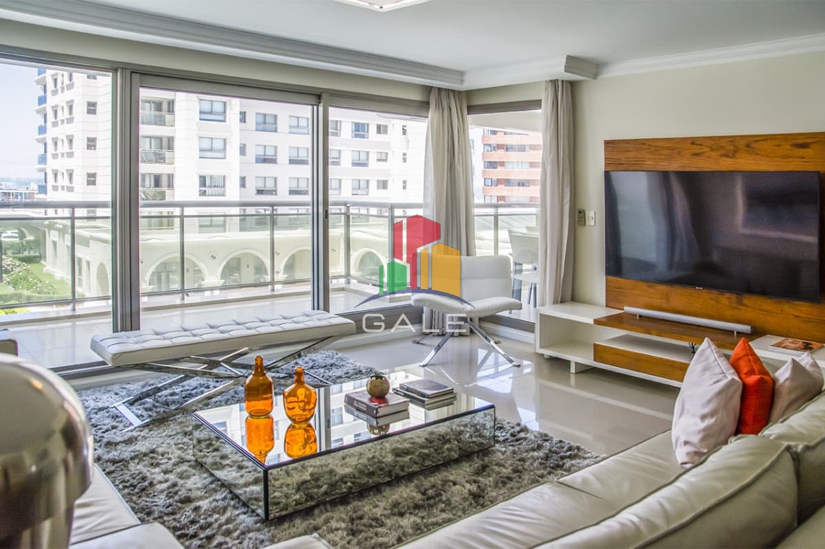 Gale Propiedades & Escribanía Apartamento ID.4082 - Departamento en venta con amplios dormitorios. Torre Imperiale.