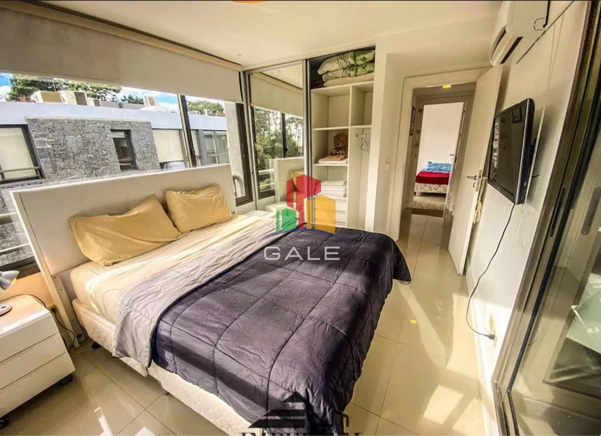 Gale Propiedades & Escribanía Apartamento ID.4815 - Departamento de 2 dormitorios en venta, Punta del este