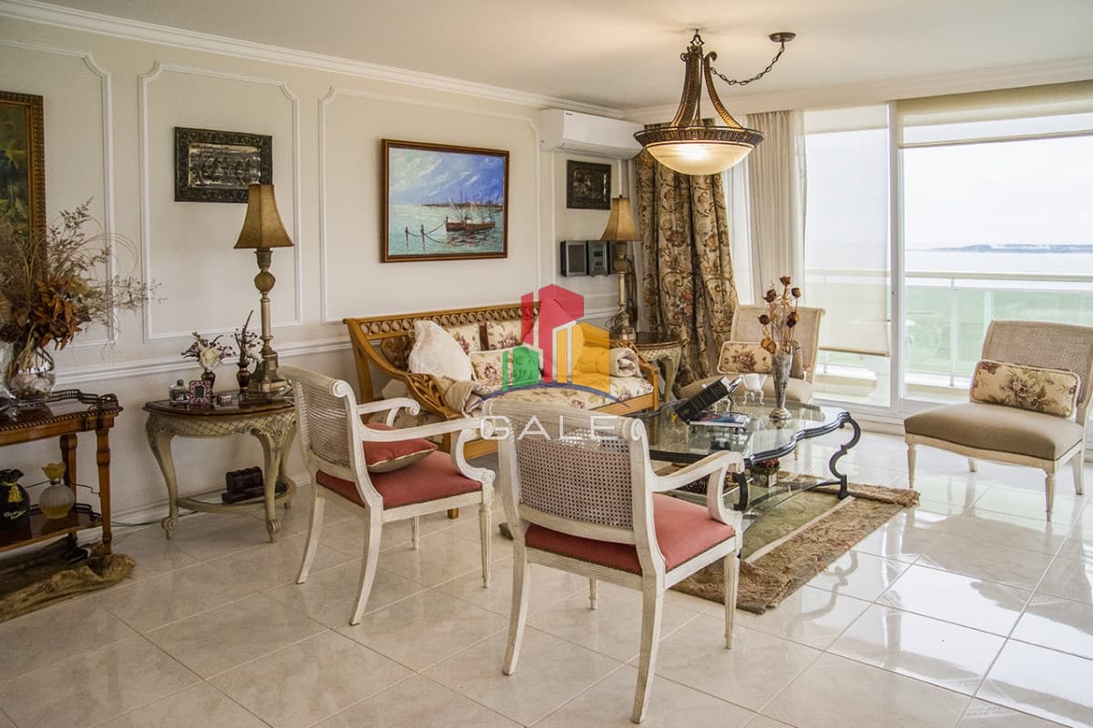 Gale Propiedades & Escribanía Apartamento ID.4933 - Hermoso Departamento en venta con vista al mar