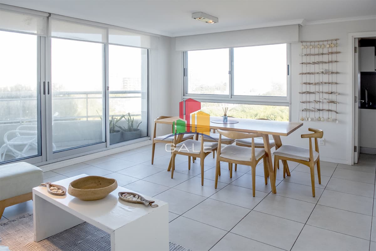 Gale Propiedades & Escribanía Apartamento ID.5000 - Apartamento en Roosevelt 2 dormitorios, 2 baños