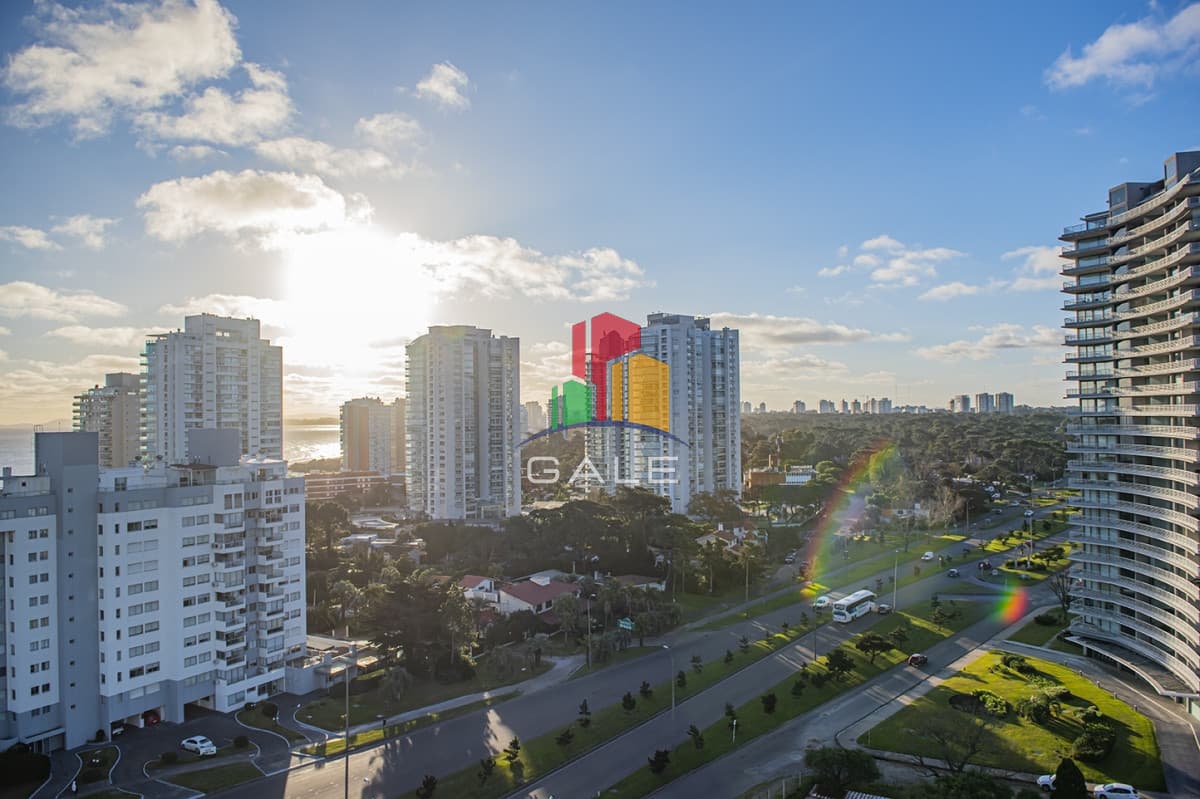 Gale Propiedades & Escribanía Apartamento ID.909 - Casino Tower
