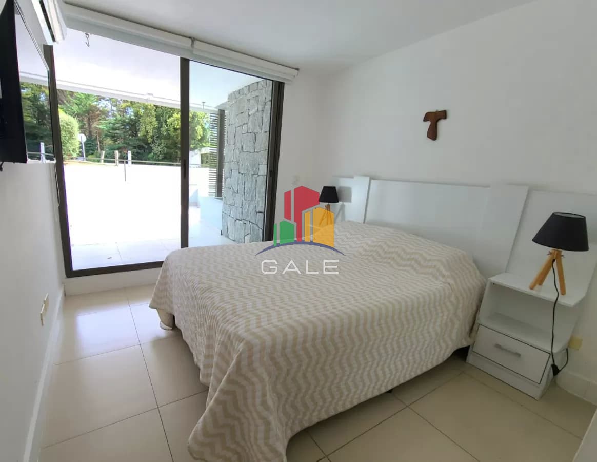 Gale Propiedades & Escribanía Apartamento ID.4778 - En Edificio Unique, te ofrecemos departamento de 2 dormitorios.