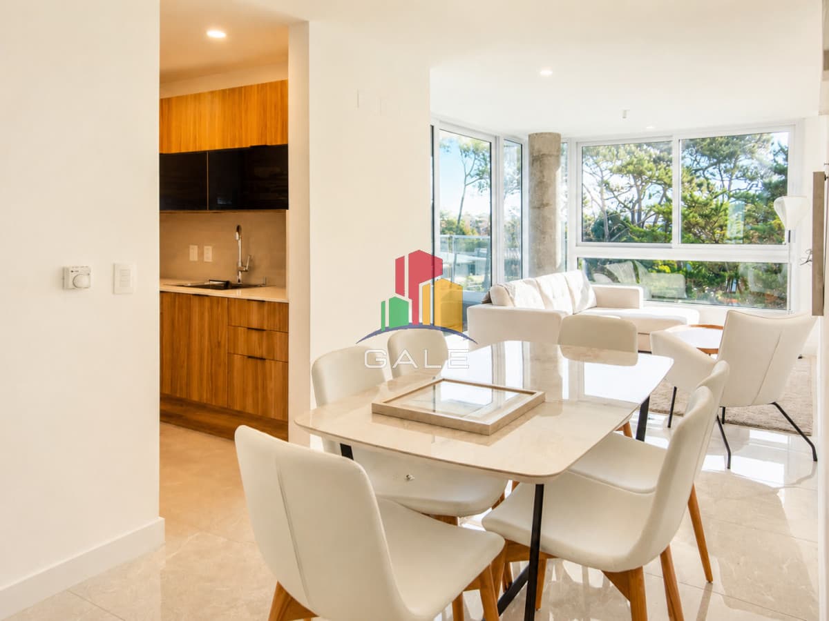 Gale Propiedades & Escribanía Apartamento ID.5164 - En venta apartamento de 3 dormitorios, en Brava Punta del Este.