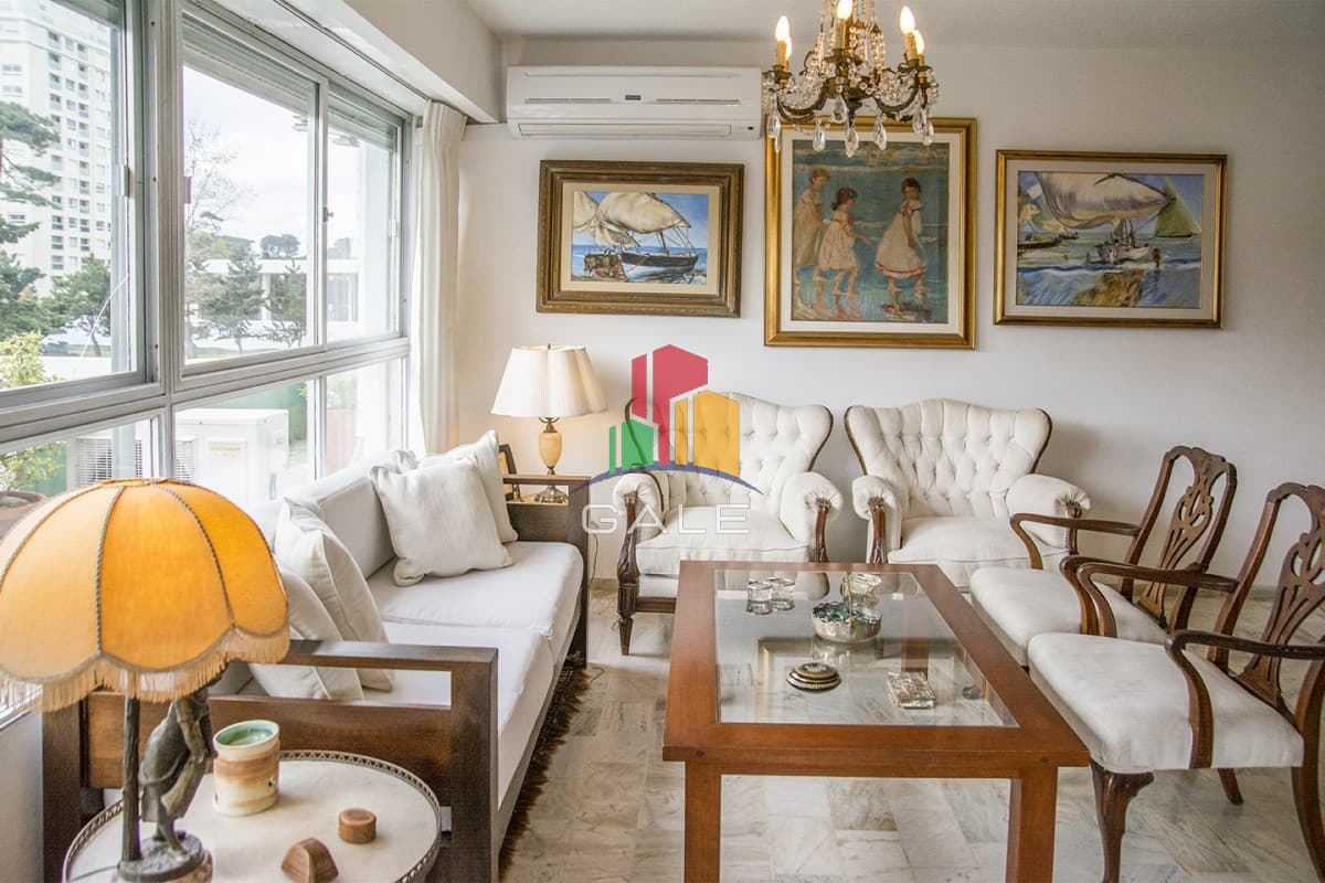 Gale Propiedades & Escribanía Apartamento ID.1590 - Hermoso Departamento en venta.