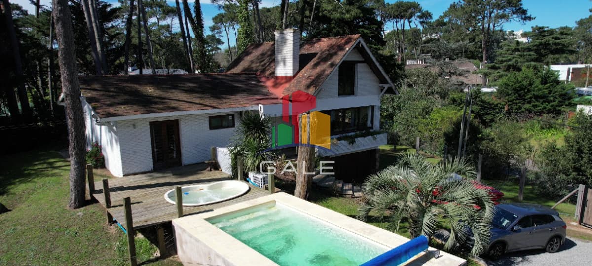 Gale Propiedades & Escribanía Casa ID.3737 - Casa en Venta de 5 dormitorios en San Rafael , Punta del este
