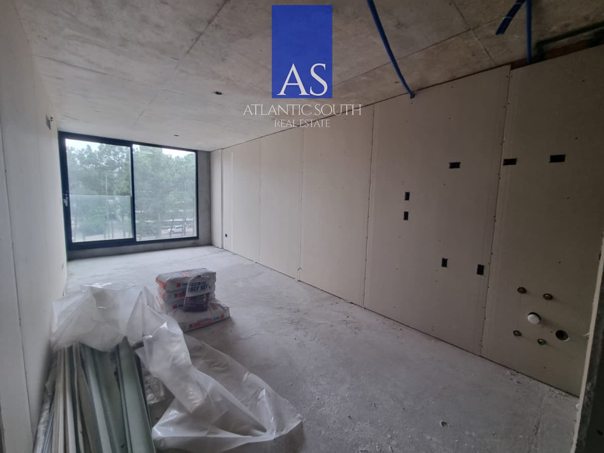 Apartamento 1 dormitorio a estrenar con terraza y garage