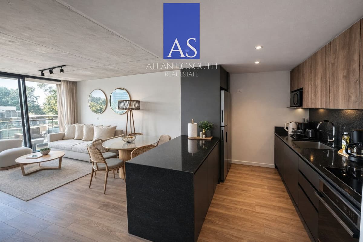 Apartamento de 2 dormitorios en venta en Torres del Este