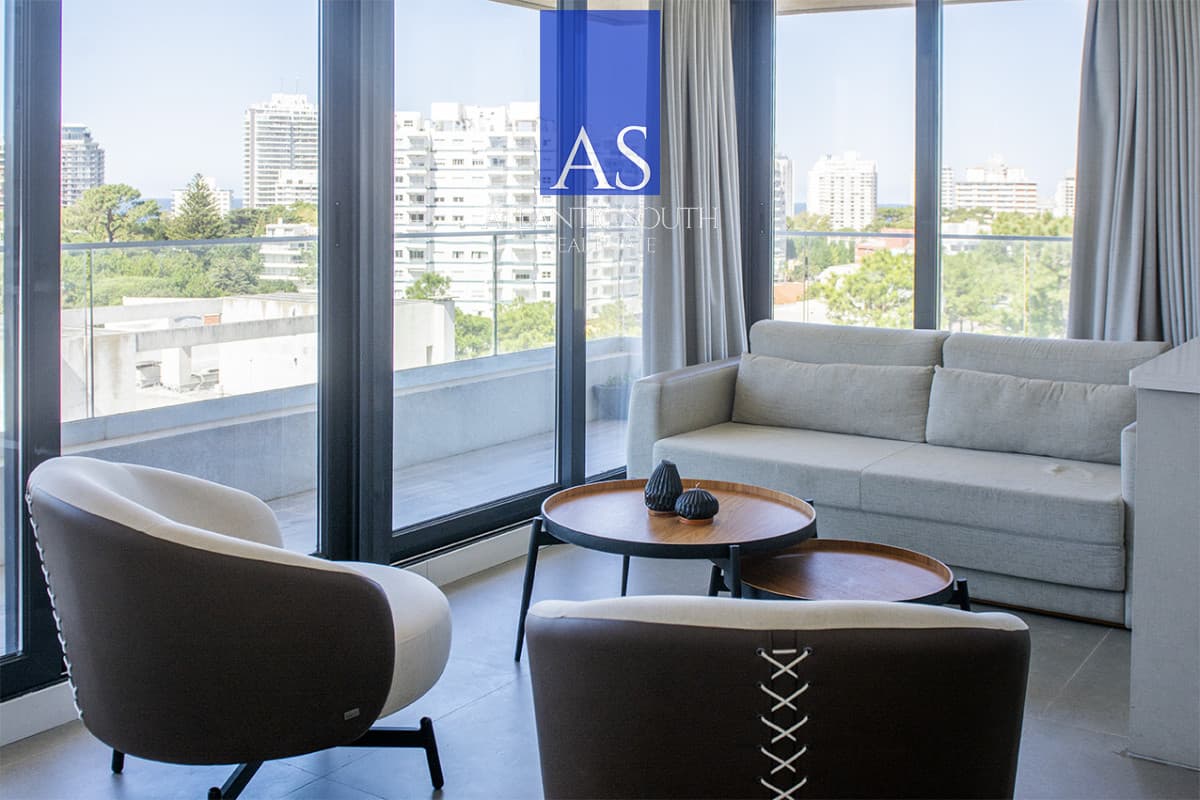 Vende apartamento de 1 dormitorio, en Aidy Grill, Punta del Este.