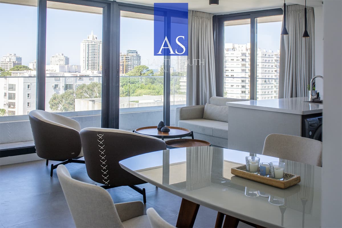 Vende apartamento de 1 dormitorio, en Aidy Grill, Punta del Este.